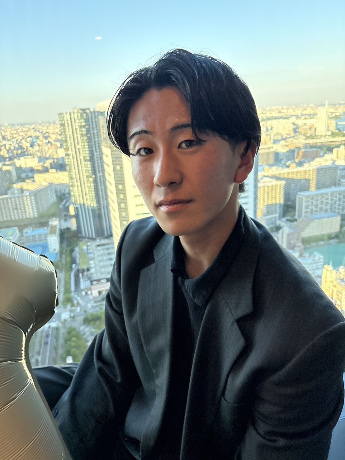 創業者・桑原光輝